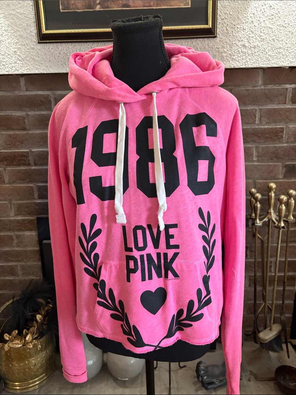 PINK Victoria's Secret Hot Pink '1986 Love Pink' Hoodie Sweater